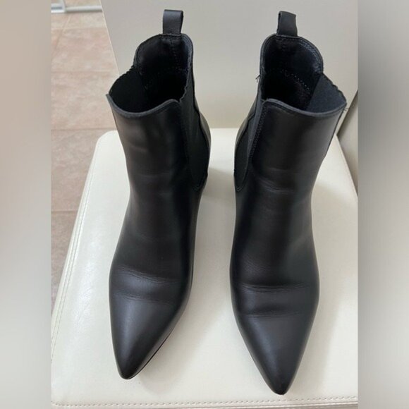 La Canadienne Black Booties - Picture 6 of 10